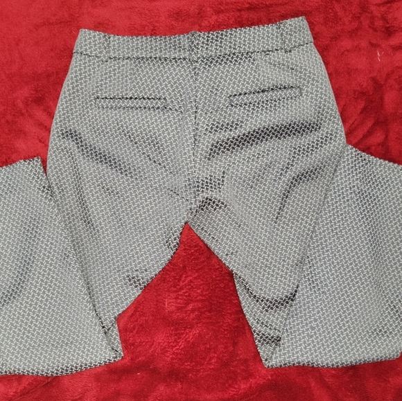 Banana Republic Black and White Chinos - Picture 3 of 3